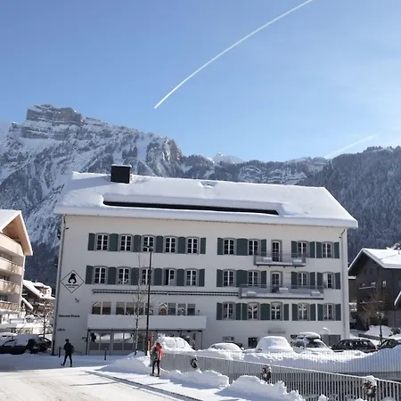 Baeren מלון מלאו